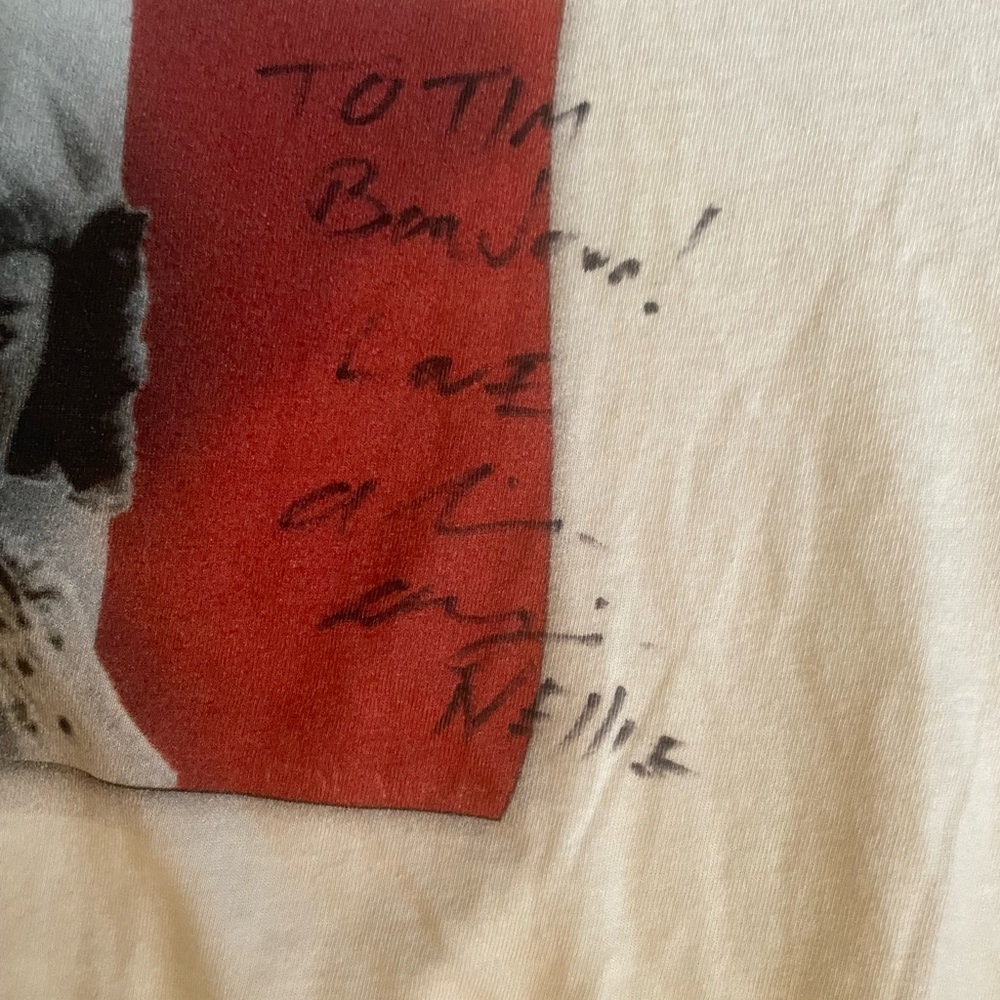 Autographed Nelie from Little House On the Prarie Men’s Size medium t shirt - Picture 2 of 6